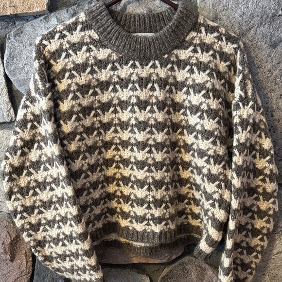 Madewell Aldridge crop wool blend Knit Heather Otter Sweater size medium - Picture 2 of 5